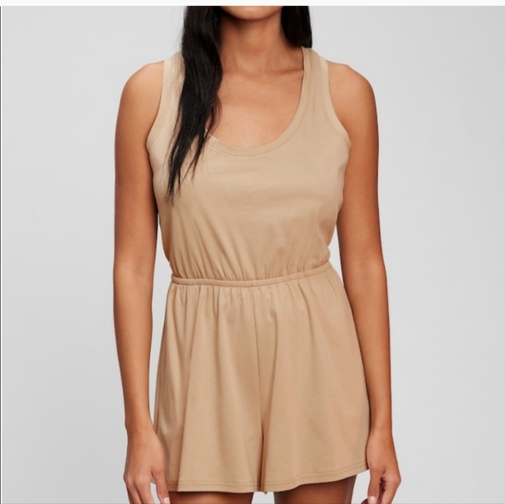 Gap cutout romper small tall